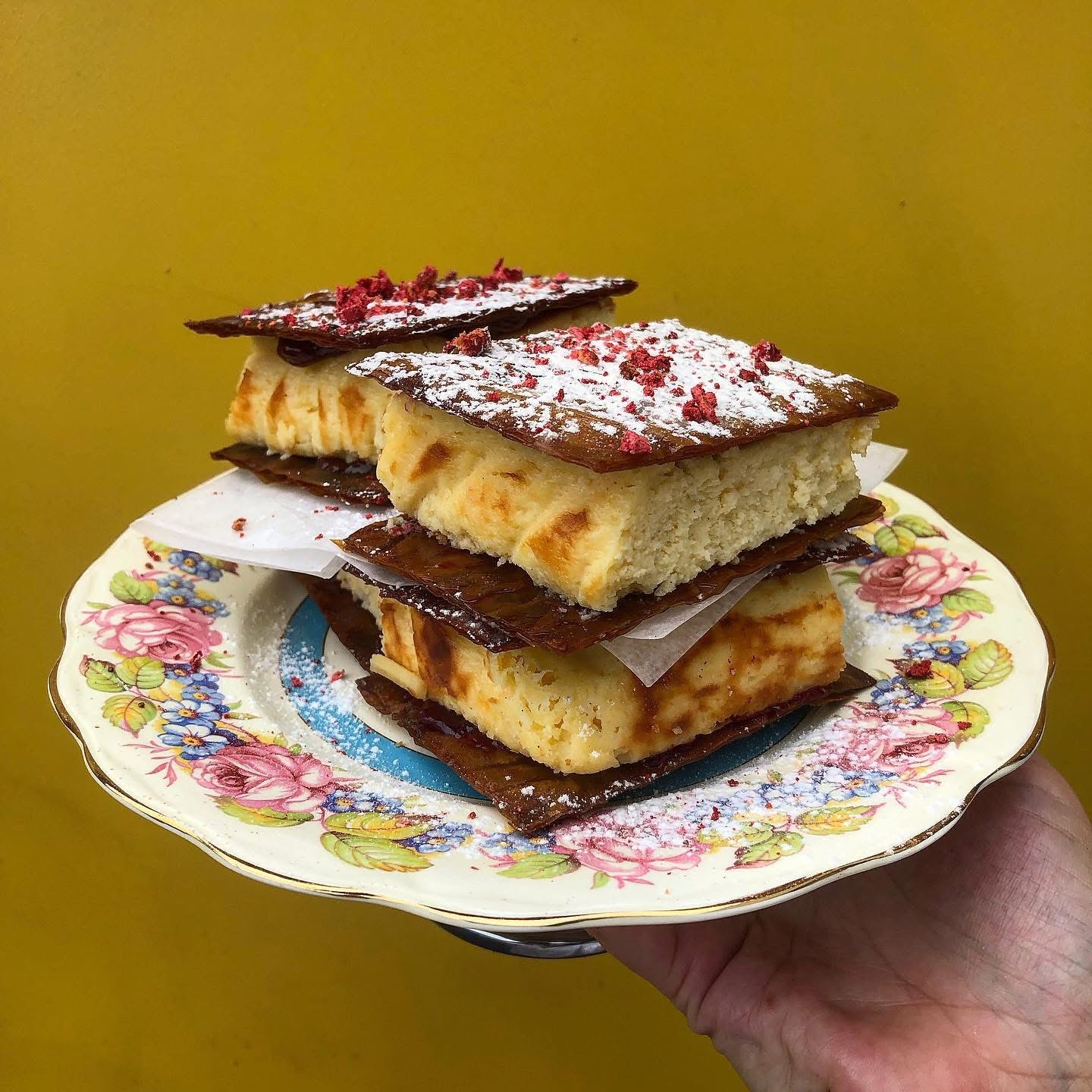 Baked Cheesecake Sandwich